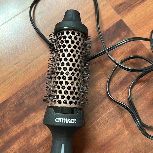 Amika blowout babe thermal brush - Picture 4 of 4